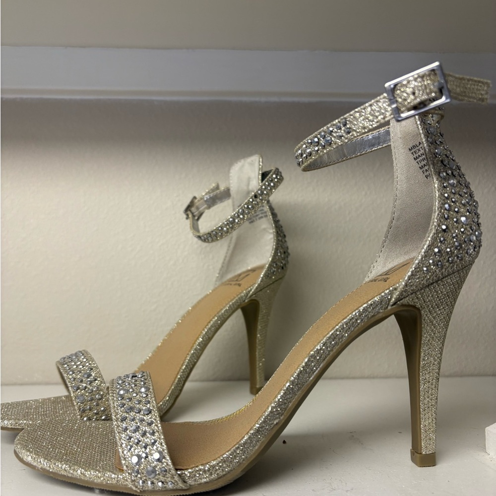 Material Girl Silver Glitter Heels - Picture 3 of 3